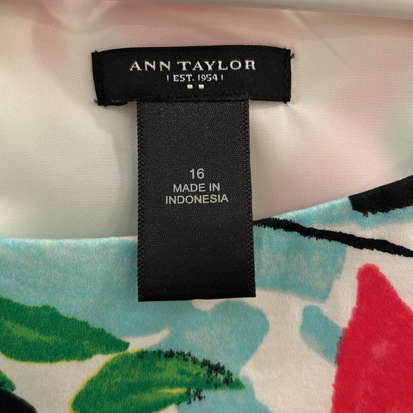 Ann Taylor floral sheath dress size 16 - Picture 3 of 6